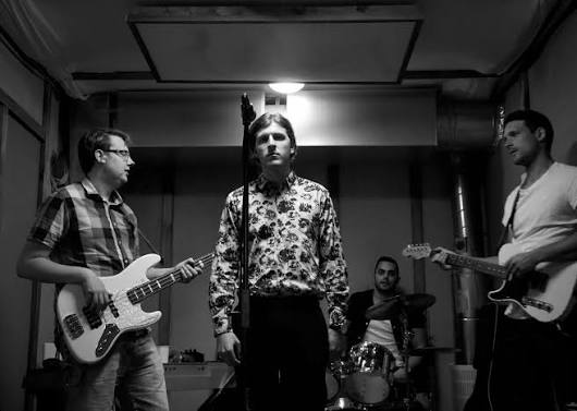 Palace - Band live performance